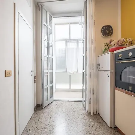 Caruggio Al Mare Vicino Al Mare E Comodo Al Centro Di * Savona