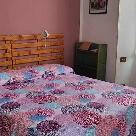 Caruggio Al Mare Vicino Al Mare E Comodo Al Centro Di